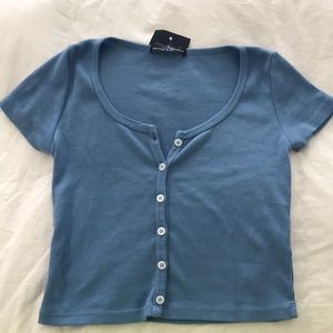 Brandy Melville cropped button up top